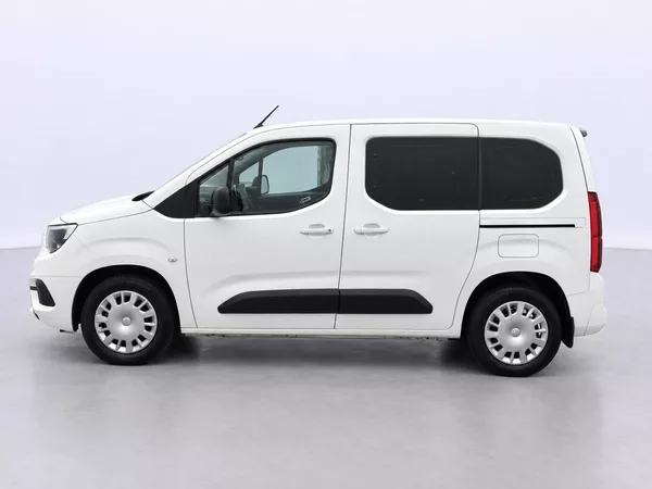 Opel Combo 1,2 Turbo 81kW Edition Plus CZ - foto 4