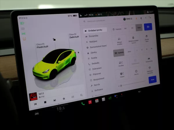 Tesla Model Y LR AWD sOH 92% 1.Maj DPH - foto 20