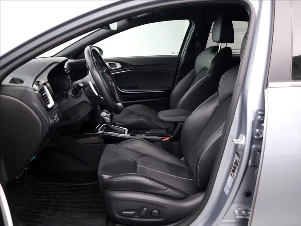 Kia Ceed SW 1,5 T-Gdi 118kW DCT CZ DPH - foto 11