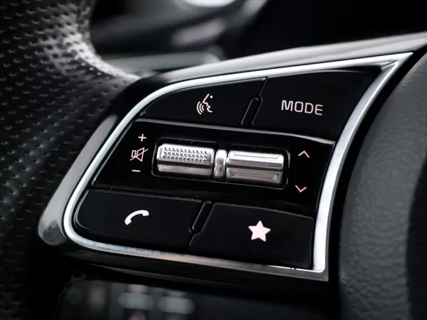 Kia Ceed SW 1,5 T-Gdi 118kW DCT CZ DPH - foto 20