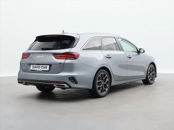 Kia Ceed SW 1,5 T-Gdi 118kW DCT CZ DPH - foto 7