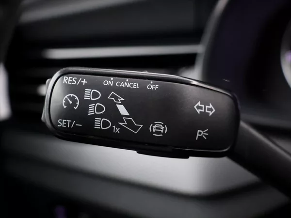 Škoda Scala 1,0 TSI 81kW Ambition CZ DPH - foto 16