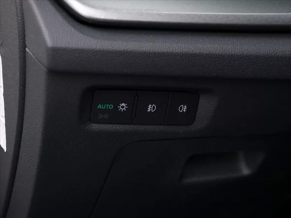 Škoda Octavia 2,0 TDI 110kW Ambition CZ DPh - foto 14