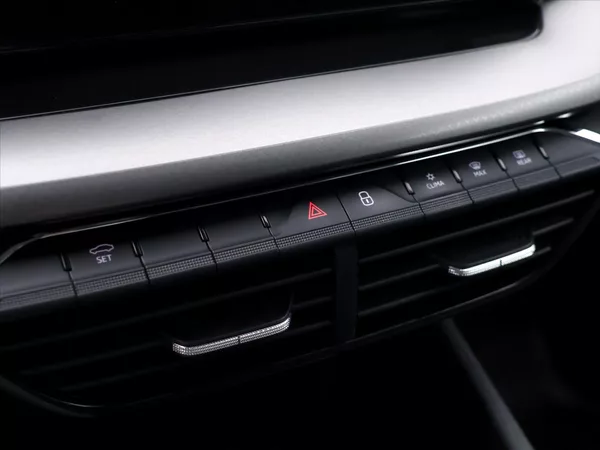Škoda Octavia 2,0 TDI 110kW Ambition CZ DPh - foto 19