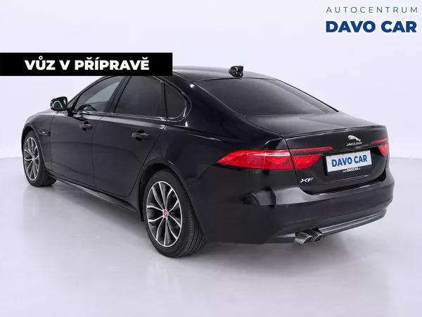 Jaguar XF 2,0 20D 132kW R-SPORT Auto - foto 2