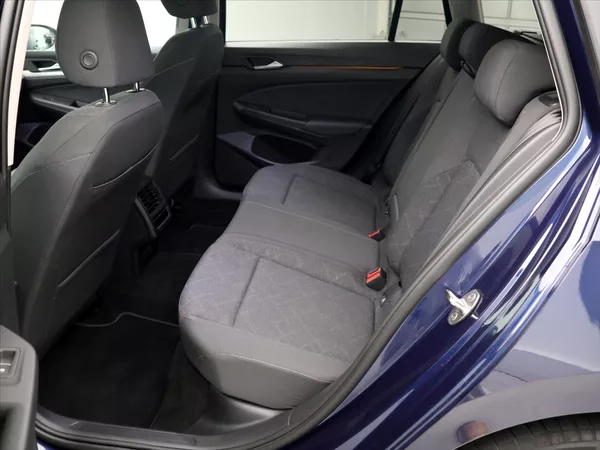 Volkswagen Golf 1,5 1.5 TSI 110 kW DSG Variant - foto 13