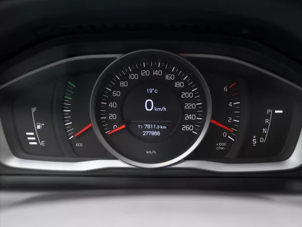 Volvo XC60 2,0 D4 120kW Momentum AUT - foto 17