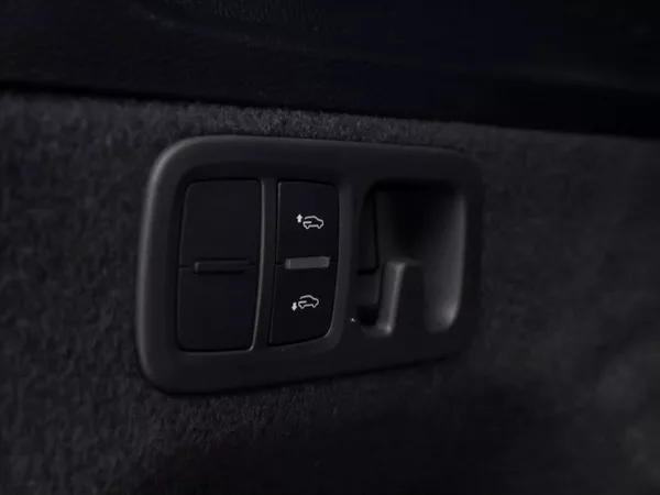 Audi Q7 3,0 - foto 11
