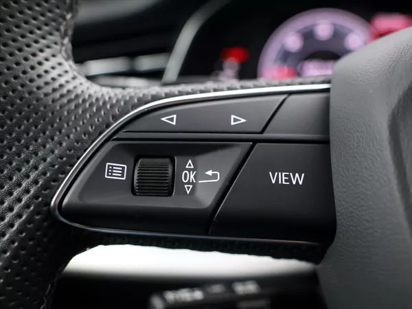 Audi Q7 3,0 - foto 25