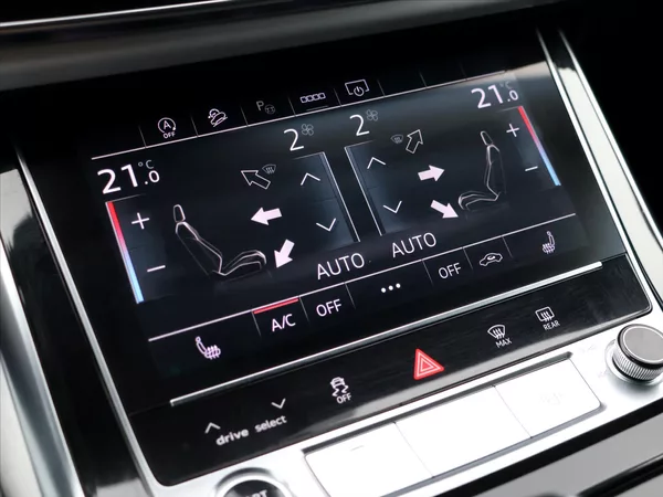 Audi Q7 3,0 - foto 29