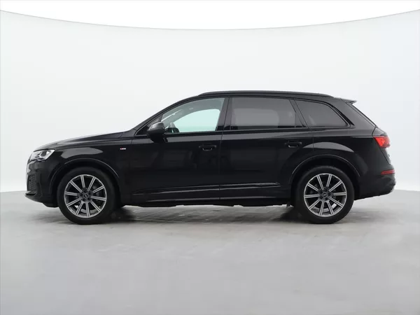 Audi Q7 3,0 - foto 4