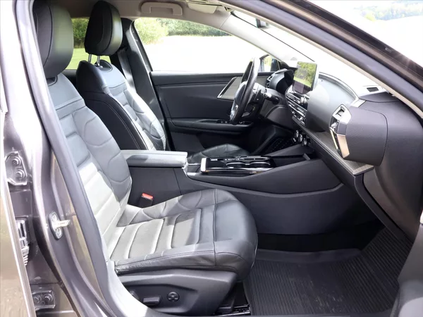 Citroën C5 X 1,6 PT 180k CZ Exclusive DPH - foto 12