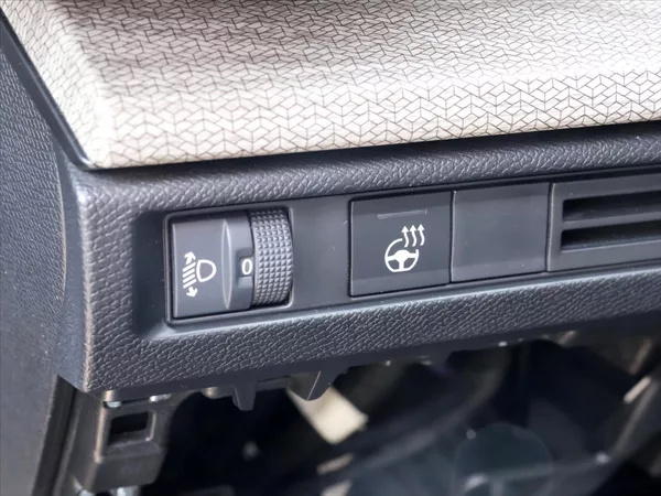Citroën C5 X 1,6 PT 180k CZ Exclusive DPH - foto 16