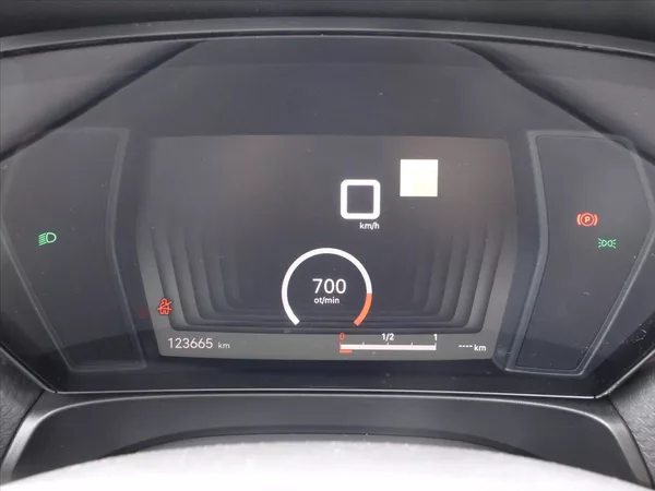 Citroën C5 X 1,6 PT 180k CZ Exclusive DPH - foto 18