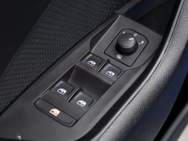 Škoda Octavia 2,0 TDI 110kW Ambition DSG CZ - foto 14
