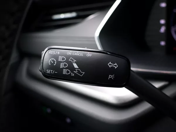 Škoda Octavia 2,0 TDI 110kW Ambition DSG CZ - foto 18