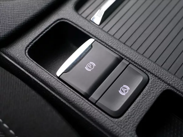 Škoda Octavia 2,0 TDI 110kW Ambition DSG CZ - foto 30