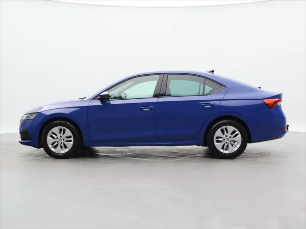 Škoda Octavia 2,0 TDI 110kW Ambition DSG CZ - foto 4