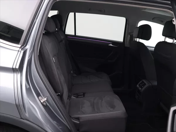 Volkswagen Tiguan 1,5 TSI EVO DSG CZ 1.Maj. DPH - foto 13