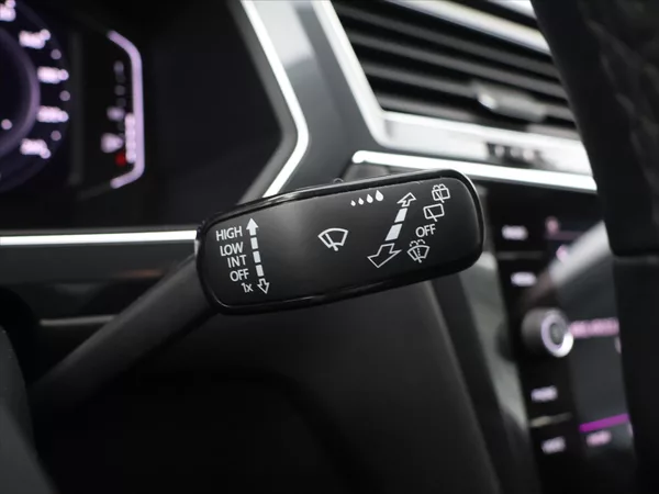 Volkswagen Tiguan 1,5 TSI EVO DSG CZ 1.Maj. DPH - foto 18