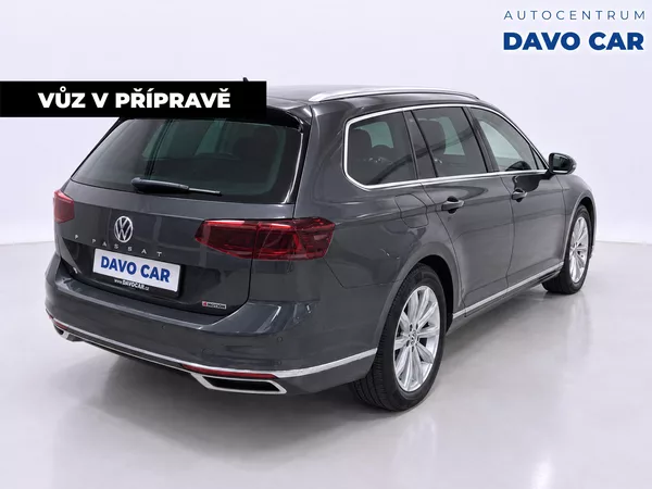 Volkswagen Passat 2,0 TDI 140kW 4M DSG Elegance - foto 5