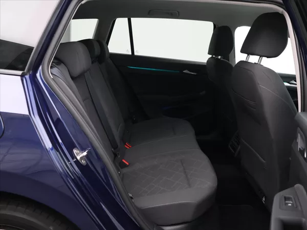 Volkswagen Golf Variant 1,5 TSI 110kW Evo Life CZ DPH - foto 12