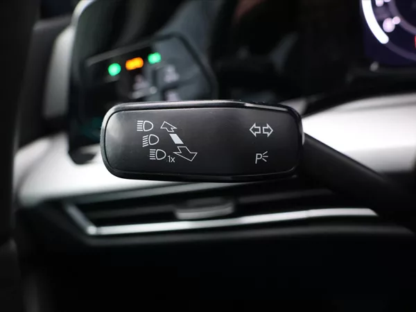 Volkswagen Golf Variant 1,5 TSI 110kW Evo Life CZ DPH - foto 17