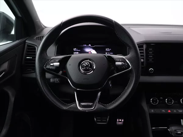 Škoda Karoq 1,5 TSI 110kW Sportline DSG CZ - foto 15