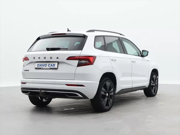 Škoda Karoq 1,5 TSI 110kW Sportline DSG CZ - foto 7