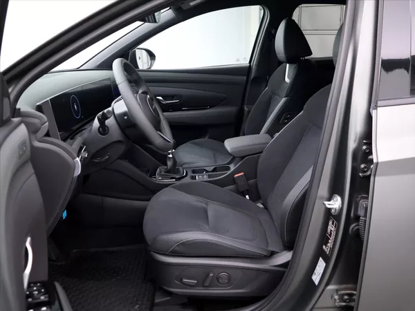 Hyundai Tucson 1,6 T-GDI 118kW 20 Years CZ DP - foto 12