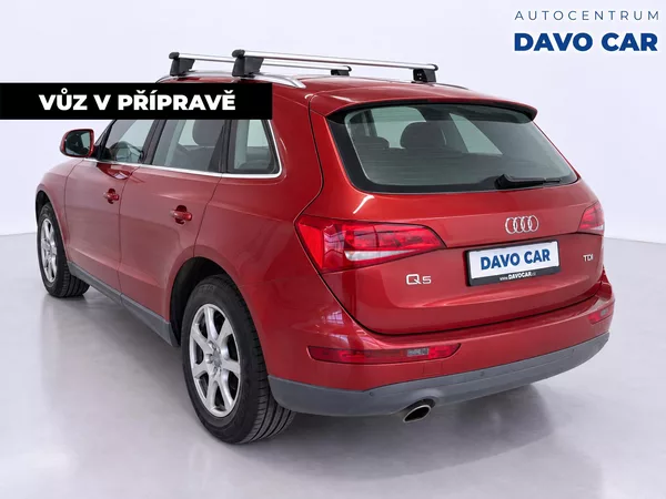 Audi Q5 2.0 TDI 105kW Aut.klima 1.Maj - foto 4