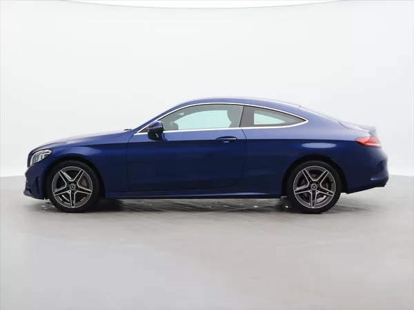 Mercedes-Benz Třídy C 3,0 400 245kW 4Matic AMG - foto 4