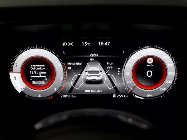 Nissan Qashqai 1,3 T-GDI N-Connecta CZ - foto 17