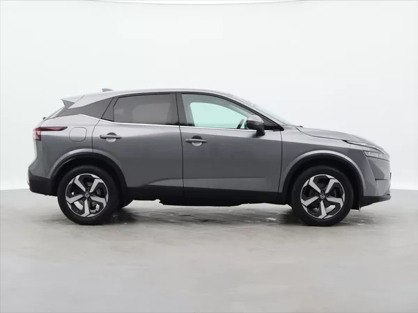 Nissan Qashqai 1,3 T-GDI N-Connecta CZ - foto 8