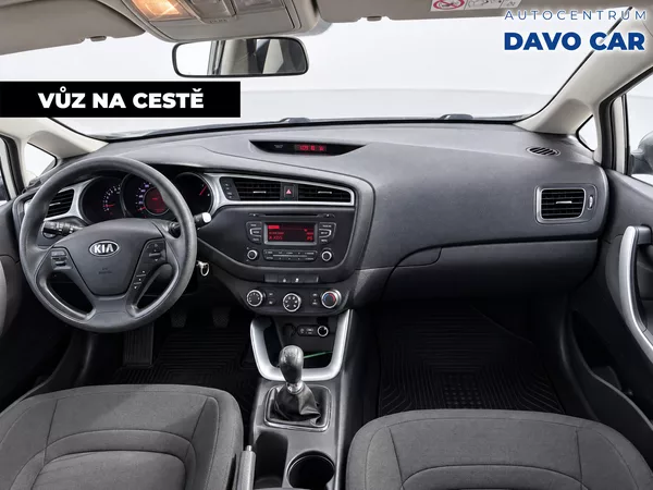 Kia Ceed 1,4 TGDi 73kW Exclusive CZ DPH - foto 3