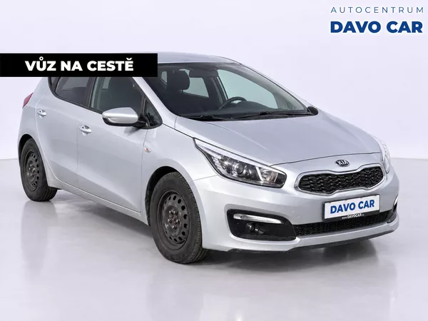 Kia Ceed 1,4 TGDi 73kW Exclusive CZ DPH - foto 4