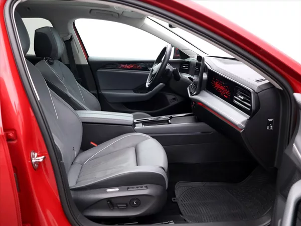 Volkswagen Passat 2,0 TDI 110kW DSG Elegance - foto 12