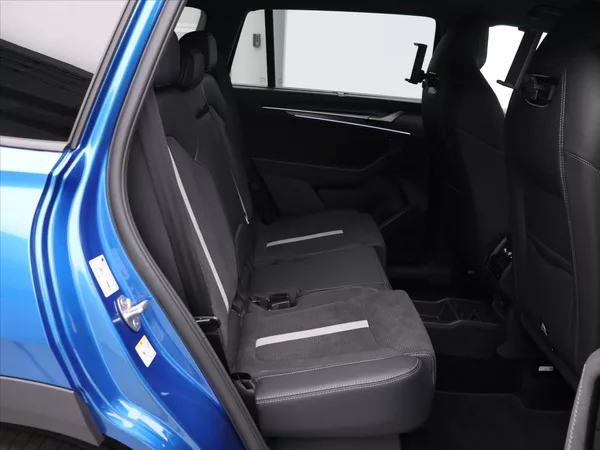 Škoda Kodiaq 2,0 TDI DSG 4x4 Sportline DPH - foto 14