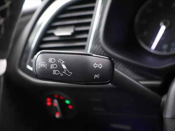 Seat Leon Cupra 2,0 TSI 221kW LED - foto 16