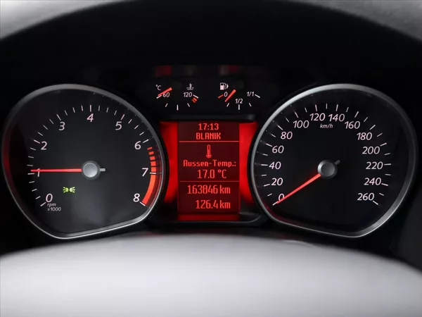 Ford Mondeo 1,6 EB 118kW 1. Maj CZ Tažné - foto 15