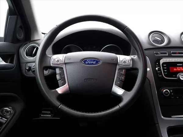 Ford Mondeo 1,6 EB 118kW 1. Maj CZ Tažné - foto 16