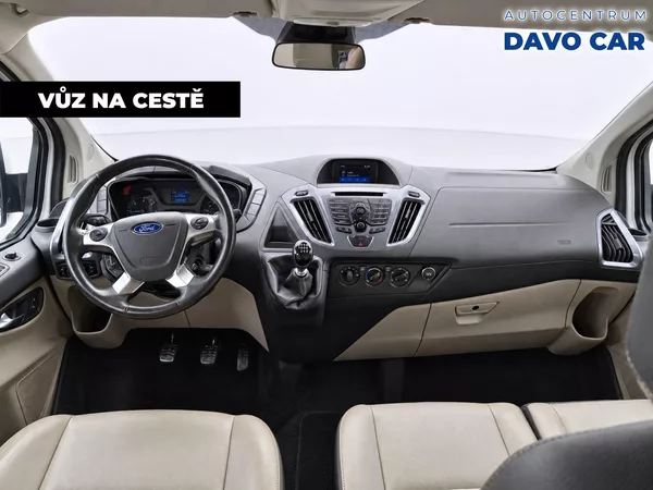 Ford Tourneo Custom 2,0 TDCi 96 kW TITANIUM 9 Míst - foto 3