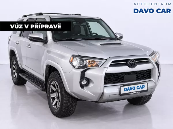 Toyota 4Runner 4,0 L V6 202kW 4WD AUT - foto 4
