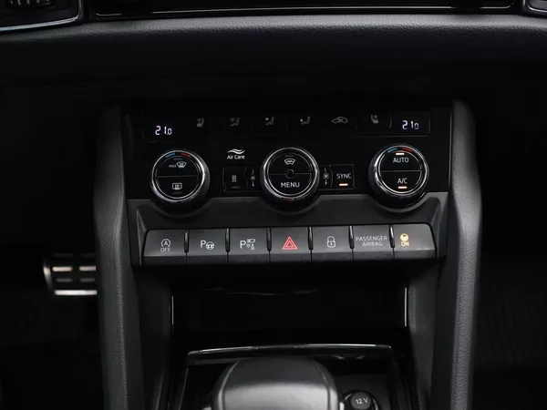Škoda Kodiaq 2,0 TDI 147kw 4x4 DSG L&K CZ D - foto 25