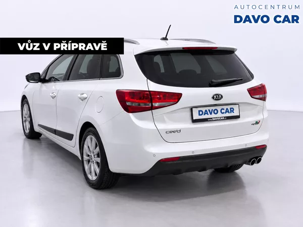 Kia Ceed 1,6 CRDi 100kW GT Line SW CZ - foto 2