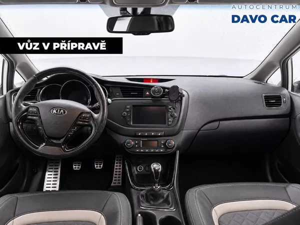 Kia Ceed 1,6 CRDi 100kW GT Line SW CZ - foto 3