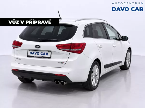 Kia Ceed 1,6 CRDi 100kW GT Line SW CZ - foto 5