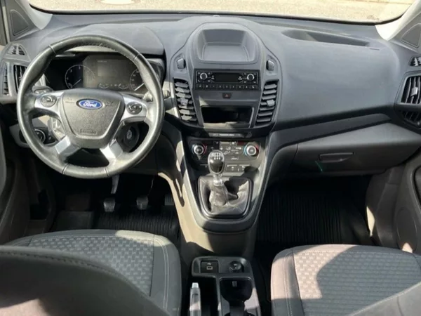 Ford Tourneo Connect 1.5D,74KW,1.MAJ.,CZ,SERVIS,DP - foto 8