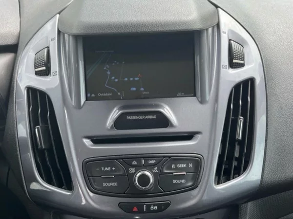 Ford Tourneo Connect 1.5D,88KW,DPH - foto 10