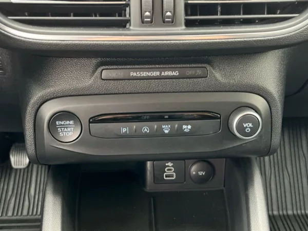 Ford Focus 1.0i,92KW,ACTIVE,SERVIS - foto 11